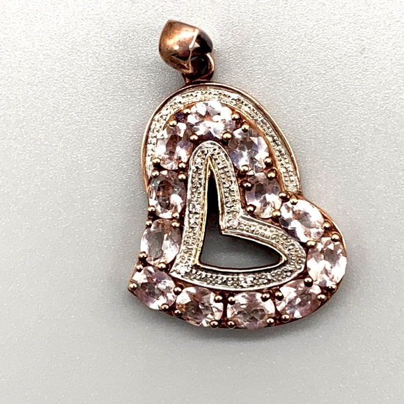 Gem Treasures Jewelry - This is a stunning heart shaped pendant done with morganite and diamond 🎀